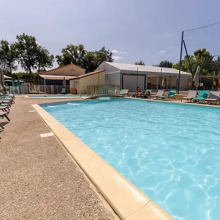 Camping Zecamping 4 étoiles 4km Parc Aquatique Fitness Dog Friendly Club Enfant *