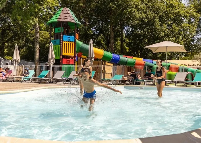 4 étoiles - Parc Aquatique - Ccbedef Camping